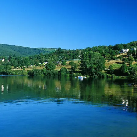 Les Fees Du *** مكان تخييم *